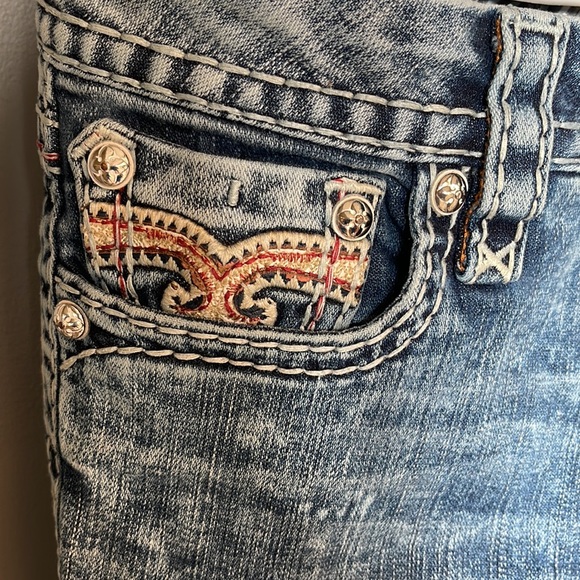 Rock Revival jeans straight leg in excellent condition size 28 stretchy material - Picture 2 of 9